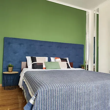 Apartmán з прекрасним панорамним видом на замок та гори
