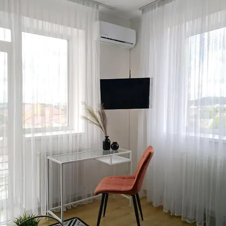 з прекрасним панорамним видом на замок та гори Appartement *