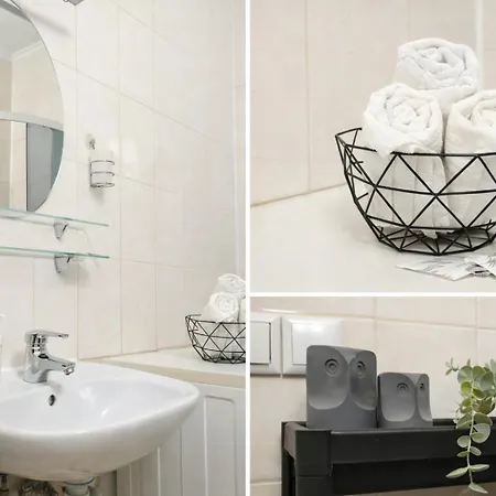 з прекрасним панорамним видом на замок та гори